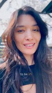 Use this powerful reframing as you step into 2024! Harness the power of “I  choose” instead of “I have to”.