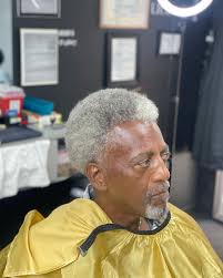 Shoddy-B (@richblendzbarbering) • Instagram photos and videos