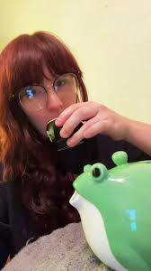 Reply to @butterpink67 it’s time to spill the ✨tea✨ #frog #frogteapot  #viral #tea #teatok #reply #replyingtocomments #cute #imobsessed #frogs  #answer