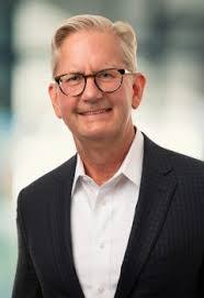 Mindy Heck's Instagram, Twitter & Facebook