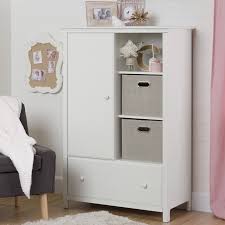 Kami memproduksi furniture khusus untuk bayi ini dengan kualitas terbaik dan tetap aman dan nyaman yang selalu kita utamakan. Lemari Pakaian Anak Bayi Duco Jepara Heritage