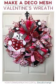 Pretty farmhouse red fabric and tulle make this beauty so cute. Diy Valentine S Wreath With Cute Puppy Attachment How To Make Wreaths Wreath Making For Craftpreneurs
