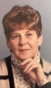 Elsie Stevens's Instagram, Twitter & Facebook