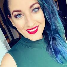 Beth Bryson's Instagram, Twitter & Facebook