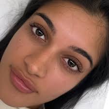 Who can do a wispy wet set and brow tint in Grand Rapids?