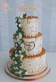 Silver Birch Wedding Cake With Sugar Ivy Leaves And Blossoms Birch Wedding Cakes Wedding Cake Tops Wedding Cakes