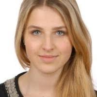 Anna Molter's Instagram, Twitter & Facebook