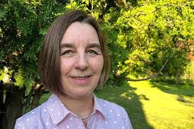 Rebecca Sheely's Instagram, Twitter & Facebook