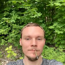 Looking for players to play DayZ with