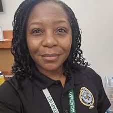 Assistant Chief Mardis graduates from the FBI National Academy! 🎉﻿ The  Greensboro Police Department is proud to recognize Assistant Chief  Stephanie Mardis for graduating from the FBI National Academy in Quantico,  Virginia!