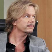 Spade, a sales rep, and is of german, english, irish, and scottish descent. Filmografie David Spade Fernsehserien De