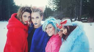 #ledeva è il nome che unisce e lega greta, roberta, verdiana e laura, le ragazze de #lamoremerita! Le Deva Da Venerdi 12 Gennaio E In Radio Grazie A Te Il Nuovo Singolo Estratto Da 4 Domanipress