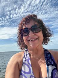 Introduction and photo from Sam's Beach Bar