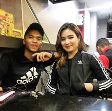 Mona syamimi mohd samsudin, 27, said she was ready to meet erra to explain the true nature of their relationship. Mona Dah Ada Kekasih Tapi Masih Layan Lelaki Lain Mynewshub