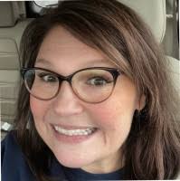 Peggy Kunz's Instagram, Twitter & Facebook