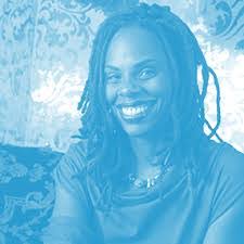 Lisa Pegram's Instagram, Twitter & Facebook