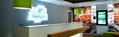 Our hotel has underground parking available and is offered to guests on a first come first served basis. Hotel Nahe Kew Holiday Inn London Brentford Lock