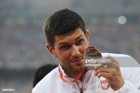 Robert Urbanek's Instagram, Twitter & Facebook