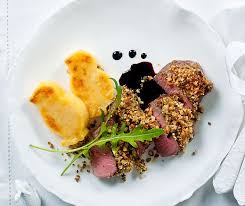 Lamm Mit Wasabikruste An Soja Wein Sauce Rezept Lebensmittel Essen Lamm Essen Vorbereiten