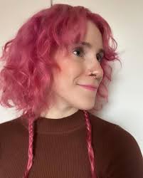 Emily Pink's Instagram, Twitter & Facebook on IDCrawl