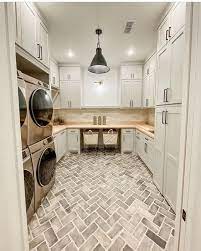 22 Gorgeous Tile Ideas For Modern Farmhouse And Cottage Laundry Rooms Large Laundry Rooms Dream Laundry Room Mudroom Laundry Room