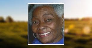 Gloria Roark's Instagram, Twitter & Facebook