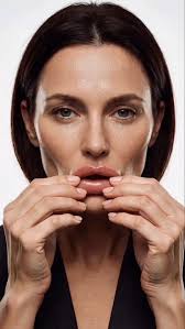 ✅ VÍDEO PARA REMIX OU SEQUÊNCIA PARA MÉDICOS , Faça!, Durante muito tempo,  a estética foi marcada por excessos. Procedimentos evidentes, rostos  padronizados e pouca individualidade., Hoje, o movimento ...