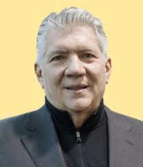 Eduardo Posada's Instagram, Twitter & Facebook