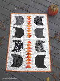 Halloween table runner quilt pattern. Halloween Cats Table Runner Pattern Create With Claudia