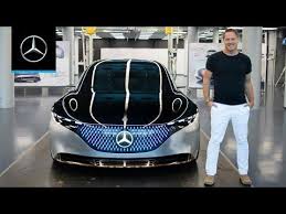 La Vision Eqs Presentee Par Gorden Wagener Responsable Du Design Chez Daimler Youtube Benz S Mercedes Benz Benz