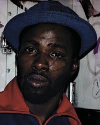 📷 The Subway in the 80s: Details from Bruce Davidson's Photographs. Born  in Oak Park, Illinois, in 1933, Bruce Davidson won first prize in the Kodak  National High School Competition at the