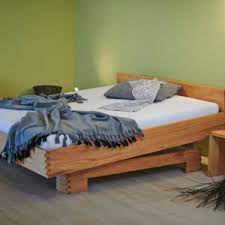 Bett aus massivholz online bestellen holzbett massiv massivholz bett holzbetten 140x200 mit matratze & lattenrost holzbetten 120x200. Massivholzbetten Aus Der Schonheit Der Natur Naturlich Und Langlebig