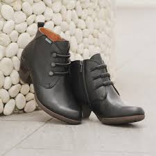 Zapatos botas botines de mujer para vestir casual de moda elegantes botas. Botines Negros De Mujer Como Combinarlos Con Diferentes Vestidos