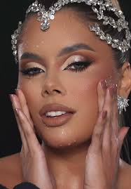 Master LockedBeauty™ for Exquisite Makeup Techniques