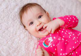 Clara f german, spanish, portuguese, italian, french, catalan, romanian, english, swedish, danish, late roman feminine form of the late latin name clarus, which meant clear, bright, famous.the name clarus was borne by a few early saints. Top 100 Spanish Baby Girl Names With Meanings