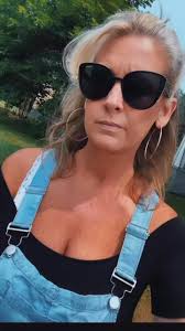 Easiest 2 second recipe ever!!!!!! You can thank me later!! #clawserole