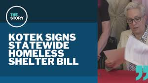 Oregon Governor Signs Historic Bill