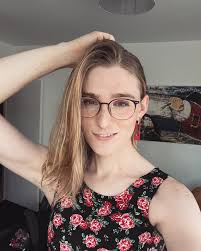 Anybody else SUPER tall and proud of it? <3 : r/trans