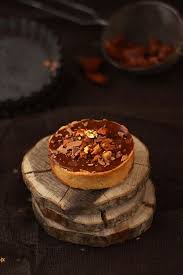 Tartelettes Chocolat Au Lait Et Praslines Spicy Tarts With Milk Chocolate And Pralines Chocolat Au Lait Mini Tarte Alimentation