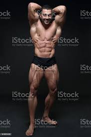 Foto De Forma De V E Mais Fotos De Stock De 20 24 Anos Istock