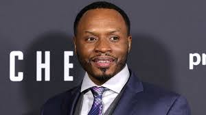 Malcolm Goodwin's Instagram, Twitter & Facebook