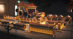 Elemen pengajaran alat muzik tradisional malaysia iaitu kompang, gamelan dan caklempong. Sundanese Music Wikipedia