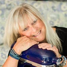 Suzette Sellers's Instagram, Twitter & Facebook