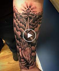 Cloud Tatouage Avec Croix Tatouage De Nuage Tatouage Avant Bras Tatouage