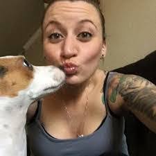 Larissa Herbert's Instagram, Twitter & Facebook