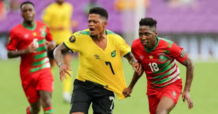 Aston villa is on the cusp of making their third summer signing in the form of exciting bayer leverkusen winger leon bailey. Aston Villa Target S Father Confirms Prem Tussle But Sets Major Condition
