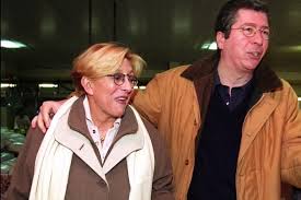Renforcé par les régionales le ps veut s'imposer face à eelv la candidature d'éric piolle donne un coup d'accélérateur à la campagne présidentielle chez eelv. Video Proces Des Epoux Balkany Amour Gloire Et Proprietes