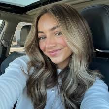 Emily York's Instagram, Twitter & Facebook