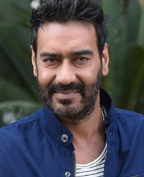 Sr inspector maruti nagargoje is investigating a murder case which took place in the house of a couple.who claim that they weren't in the house when the incident happened.maruti has a. Aapla Manus Movie Review Aapla Manus Movie Cast Indian Film History