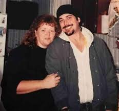 Search Johnnie Edwards Obituaries and Funeral Services